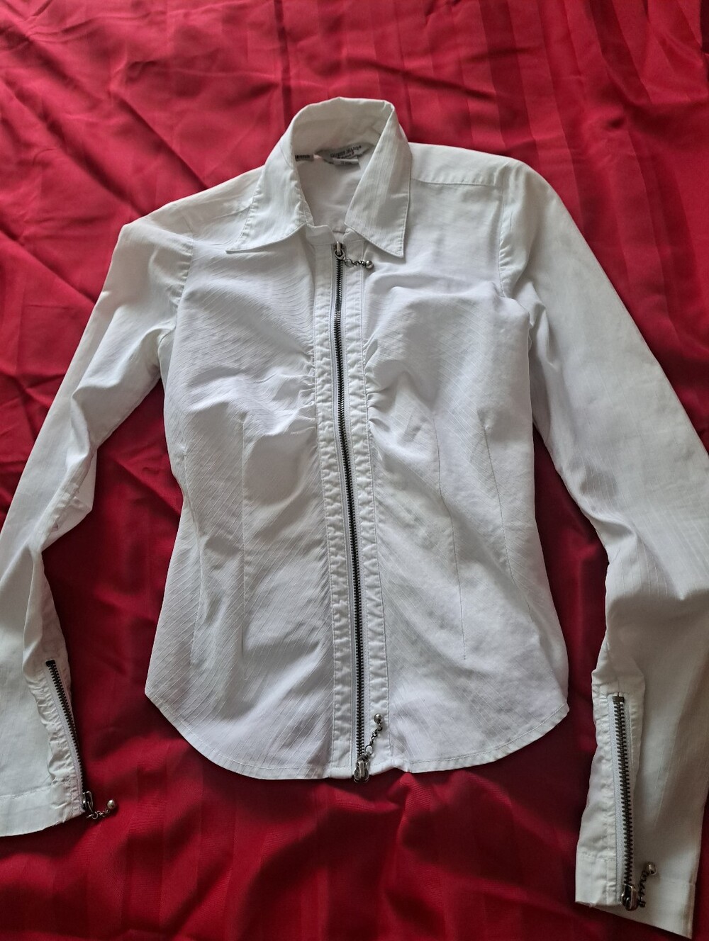 Guess White Women Long-Sleeve  Blouse with Front Zipper And Sleeves